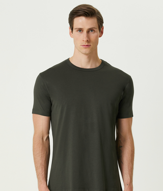 Tişört Kalıplarını Doğru Anlayın: Vücut Tipinize Uygun Seçim Nasıl Yapılır? - SIMPLEQLOTH